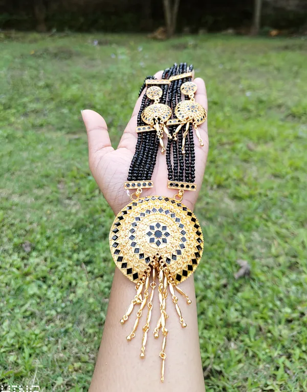 Copper_Based_Assamese_Traditional_Gold_Plated_Black_Colour_Japi_Tassel_Jewellery_Set_For_Women